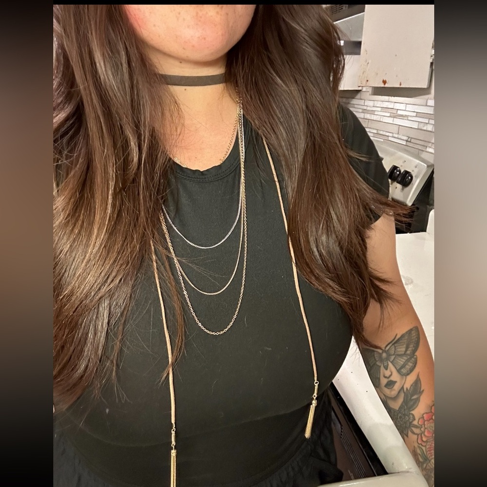 bohemian style with this stunning long casual choker